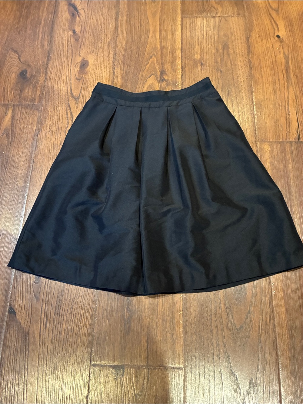 White House Black Market Black A-Line Pleated Skirt